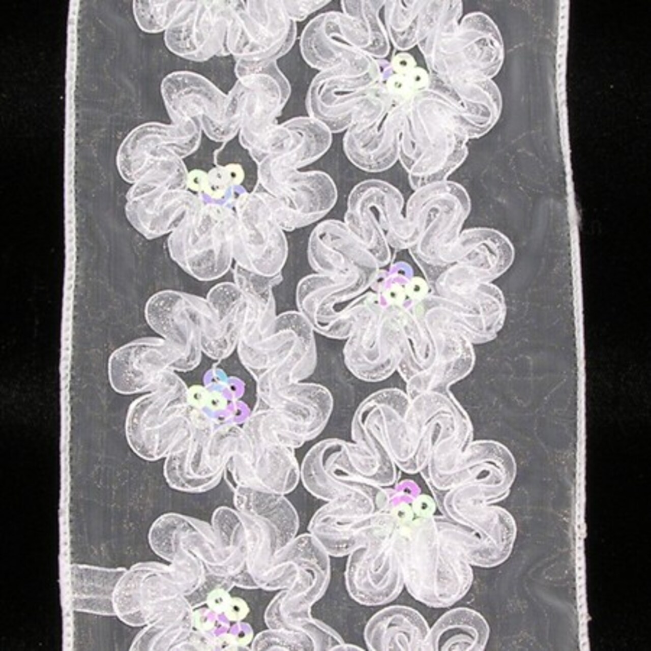 The Ribbon People White Flower Applique Wired Craft Ribbon 4&#x22; x 10 Yards